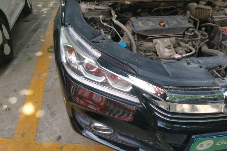 Used Honda Accord 2016 2.0L Comfort Edition Right Front Headlight