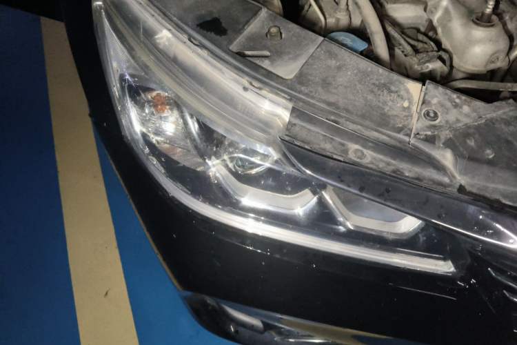 Used Honda Accord 2016 2.0L Comfort Edition Right Front Headlight