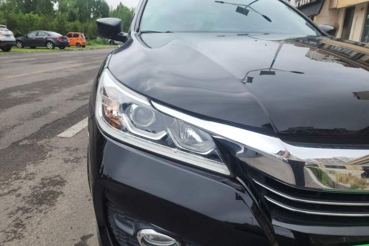 Used Honda Accord 2016 2.0L Comfort Edition Right Front Headlight