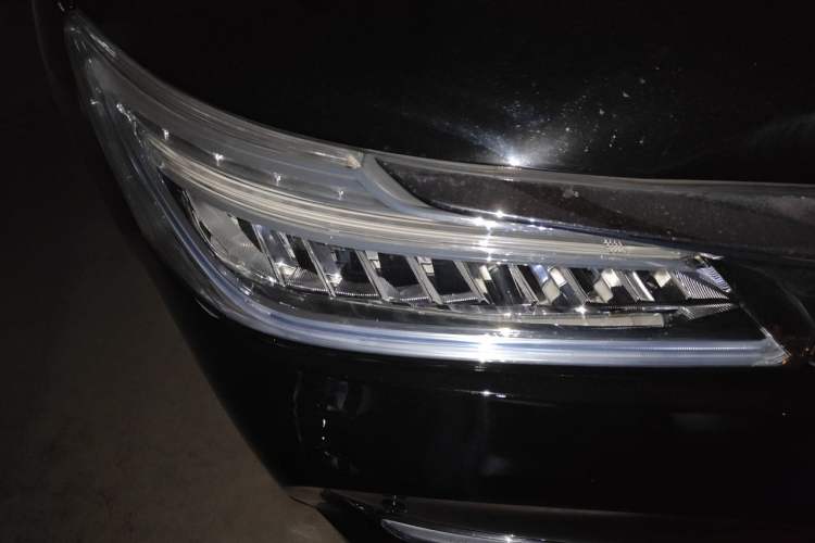 Used Honda Accord 2016 Hybrid 2.0L Rui Ling Edition Right Front Headlight
