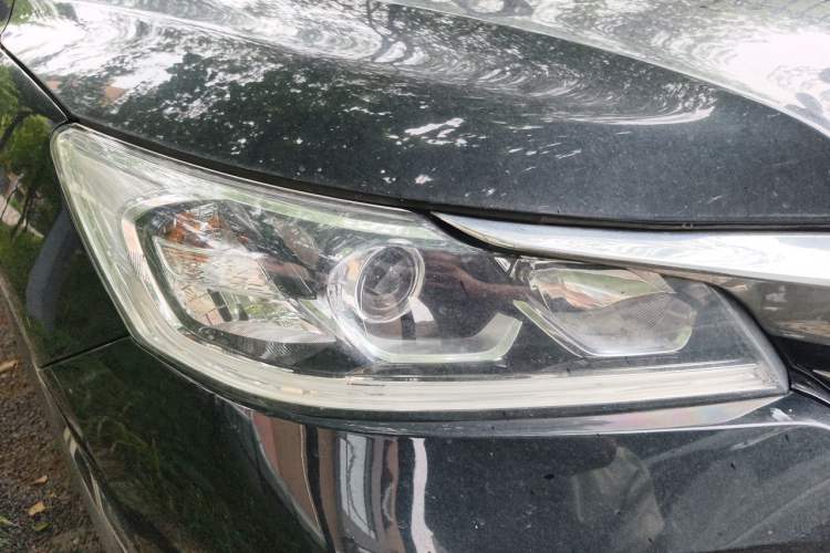Used Honda Accord 2016 2.0L Comfort Edition Right Front Headlight