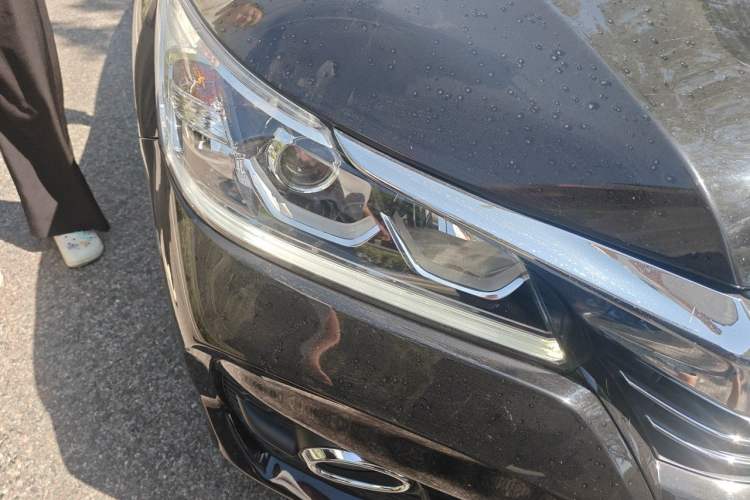 Used Honda Accord 2016 2.0L Elite Edition Right Front Headlight