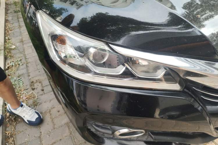 Used Honda Accord 2016 2.0L Comfort Edition Right Front Headlight