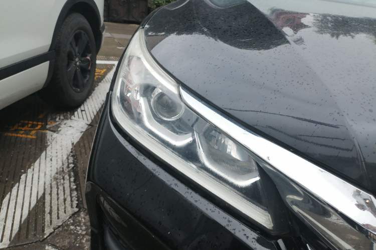 Used Honda Accord 2016 2.0L Comfort Edition Right Front Headlight