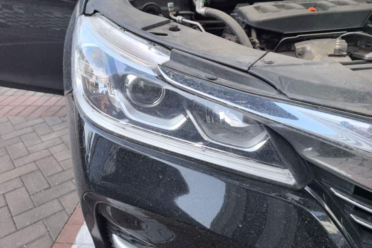 Used Honda Accord 2016 2.0L Comfort Edition Right Front Headlight
