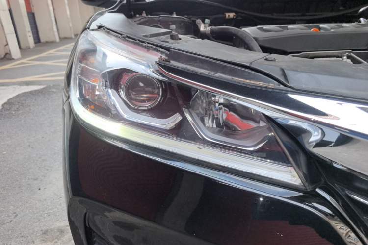 Used Honda Accord 2016 2.0L Comfort Edition Right Front Headlight