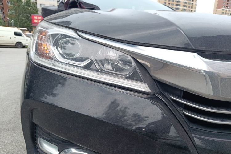 Used Honda Accord 2016 2.0L Comfort Edition Right Front Headlight