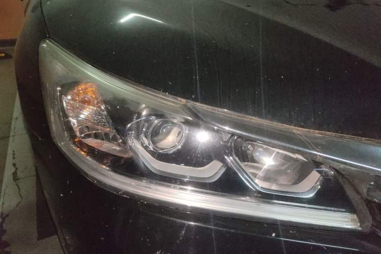 Used Honda Accord 2016 2.0L Comfort Edition Right Front Headlight