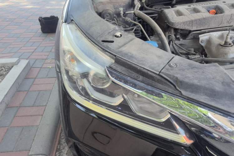 Used Honda Accord 2016 2.0L Comfort Edition Right Front Headlight