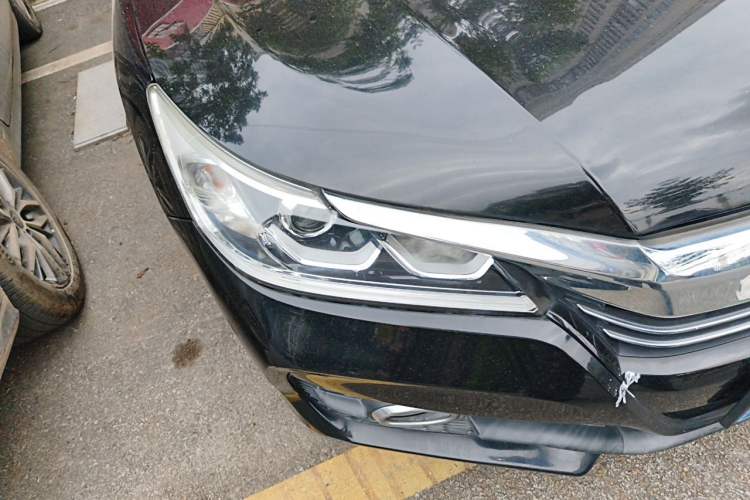 Used Honda Accord 2016 2.0L Comfort Edition Right Front Headlight