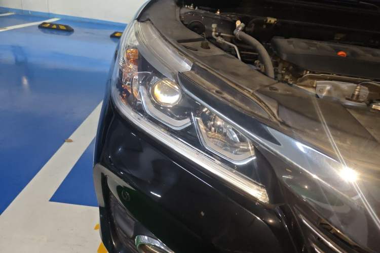 Used Honda Accord 2016 2.0L Comfort Edition Right Front Headlight