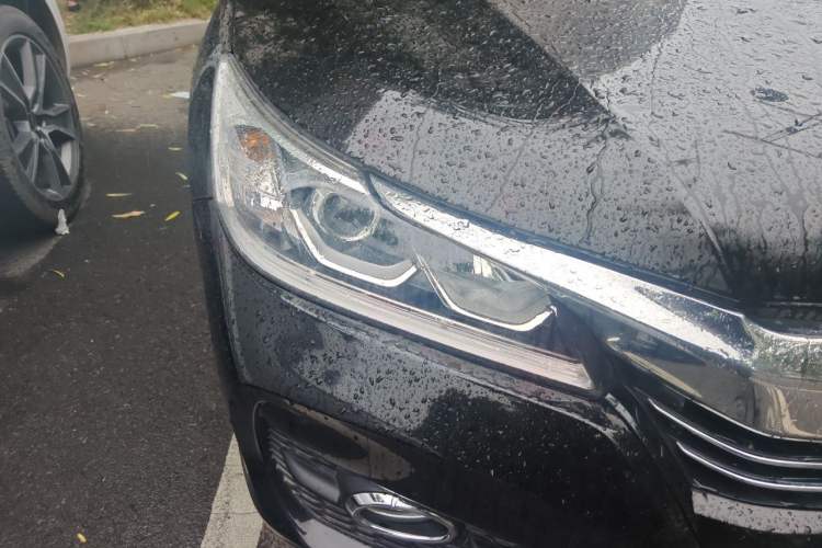 Used Honda Accord 2016 2.0L Comfort Edition Right Front Headlight