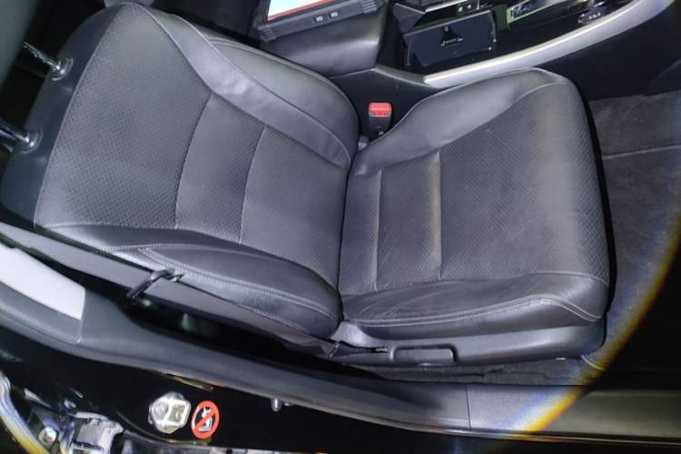 Used Honda Accord 2016 2.0L Elite Edition Right Front Seat