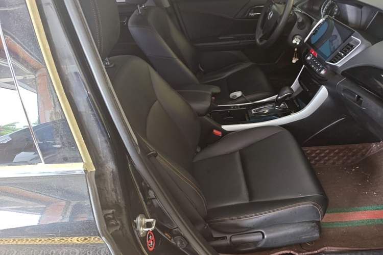 Used Honda Accord 2016 2.0L Comfort Edition Right Front Seat