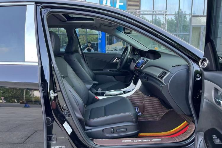 Used Honda Accord 2016 Hybrid 2.0L Rui Ling Edition Right Front Seat