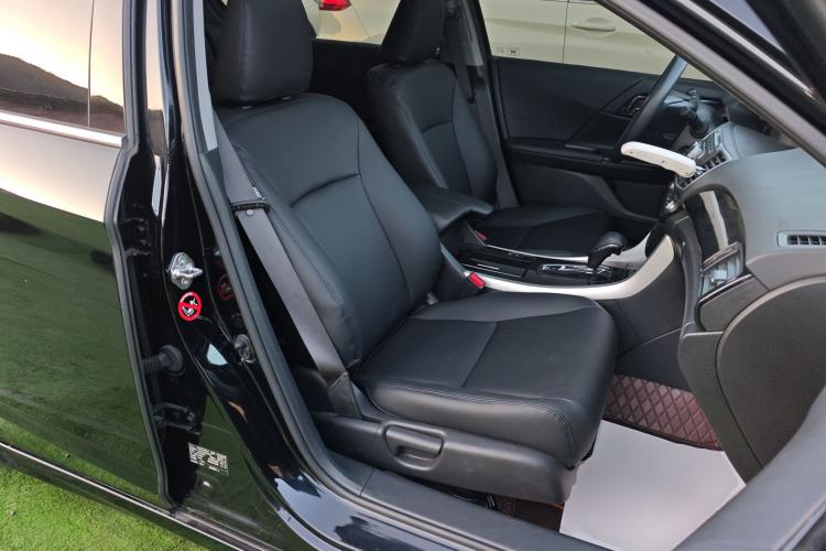 Used Honda Accord 2016 2.0L Comfort Edition Right Front Seat