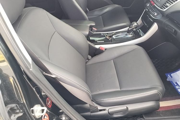 Used Honda Accord 2016 2.0L Comfort Edition Right Front Seat