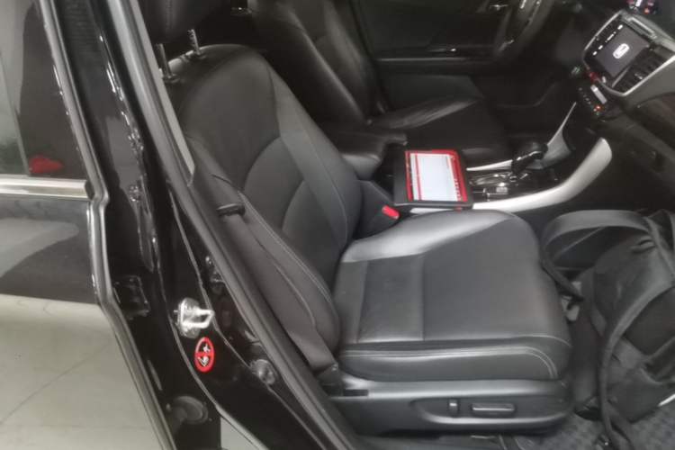 Used Honda Accord 2016 2.4L Prestige Edition Right Front Seat