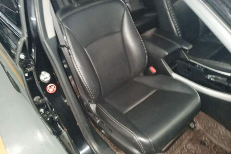 Used Honda Accord 2016 2.0L Comfort Edition Right Front Seat