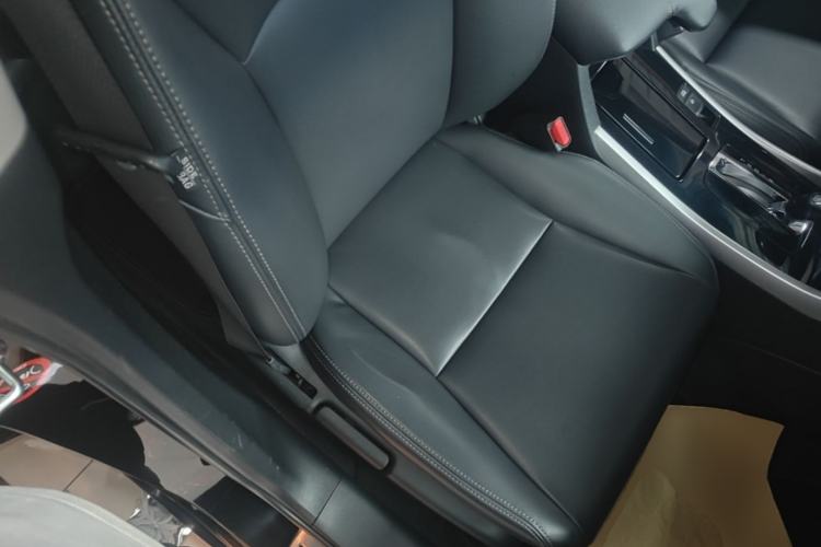 Used Honda Accord 2016 2.0L Comfort Edition Right Front Seat