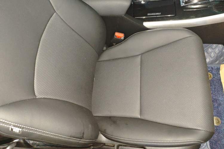 Used Honda Accord 2016 2.0L Comfort Edition Right Front Seat