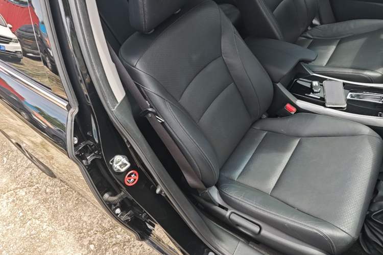 Used Honda Accord 2016 2.4L Zhi Rui Edition Right Front Seat
