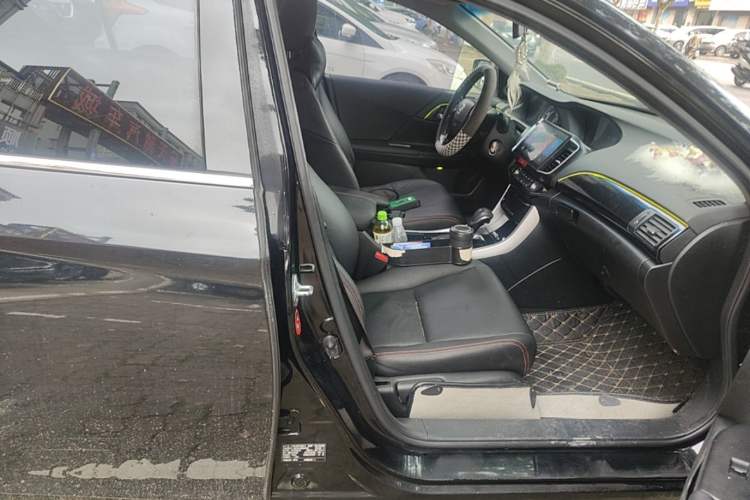 Used Honda Accord 2016 2.0L Comfort Edition Right Front Seat