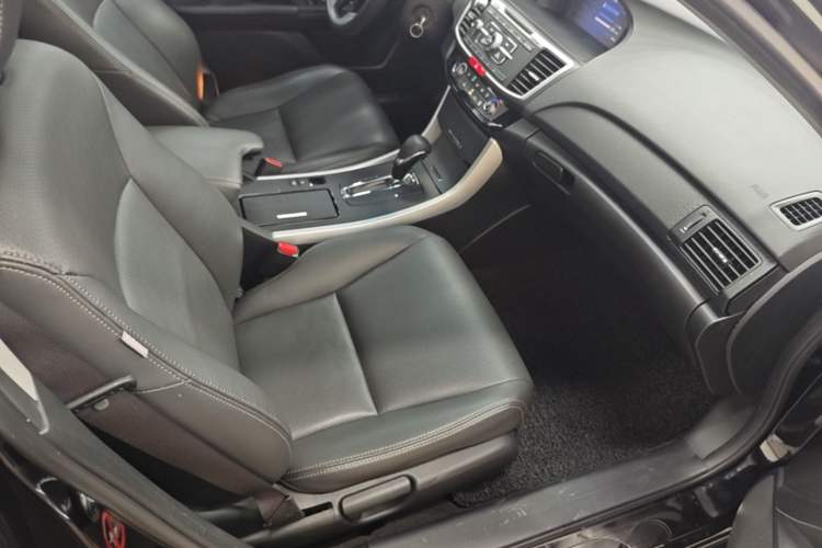 Used Honda Accord 2016 2.0L Comfort Edition Right Front Seat
