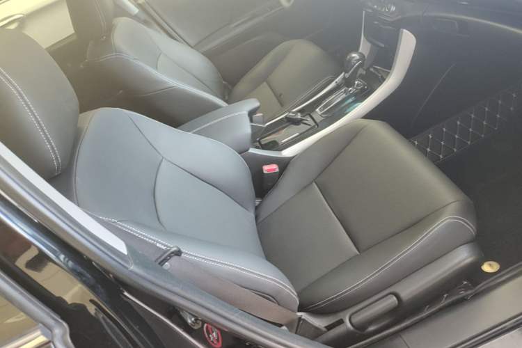 Used Honda Accord 2016 2.0L Comfort Edition Right Front Seat
