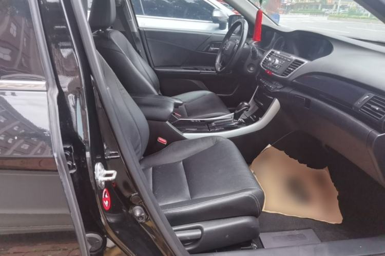 Used Honda Accord 2016 2.0L Elite Edition Right Front Seat