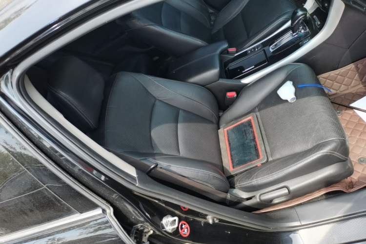 Used Honda Accord 2016 2.0L Elite Edition Right Front Seat