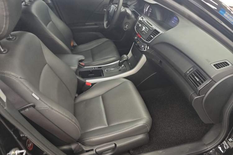 Used Honda Accord 2016 2.0L Comfort Edition Right Front Seat