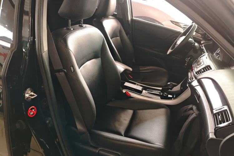 Used Honda Accord 2016 2.0L Comfort Edition Right Front Seat