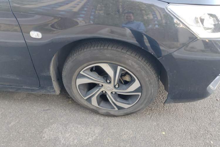 Used Honda Accord 2016 2.0L Elite Edition Right Front Wheel Hub
