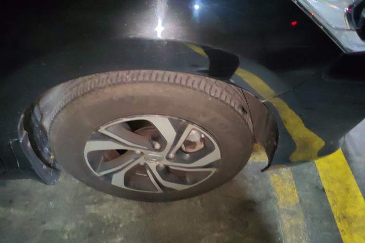 Used Honda Accord 2016 2.0L Comfort Edition Right Front Wheel Hub