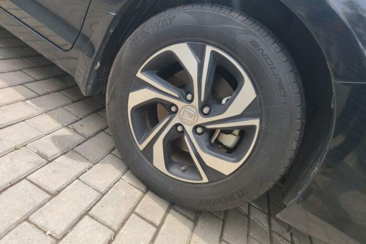 Used Honda Accord 2016 2.0L Elite Edition Right Front Wheel Hub