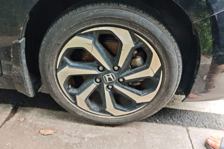 Used Honda Accord 2016 2.4L Zhi Rui Edition Right Front Wheel Hub