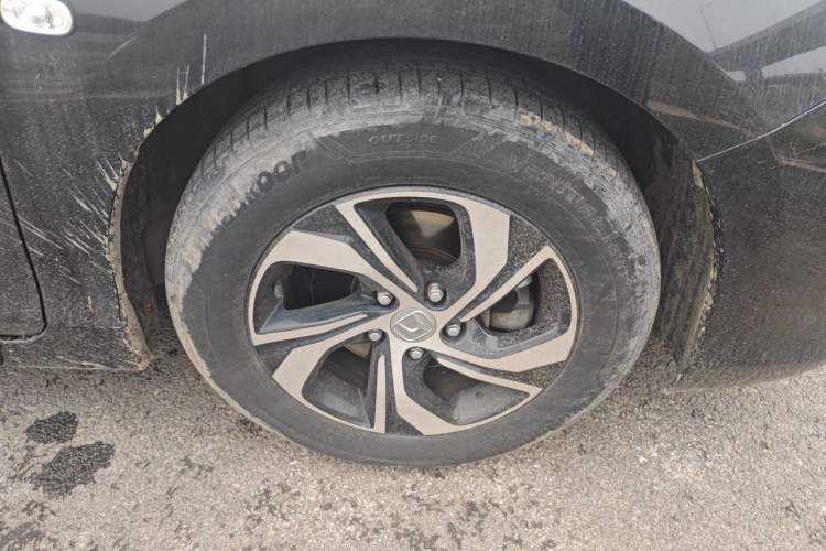 Used Honda Accord 2016 2.0L Comfort Edition Right Front Wheel Hub