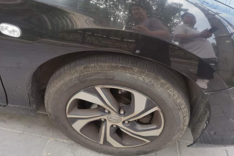 Used Honda Accord 2016 2.0L Comfort Edition Right Front Wheel Hub