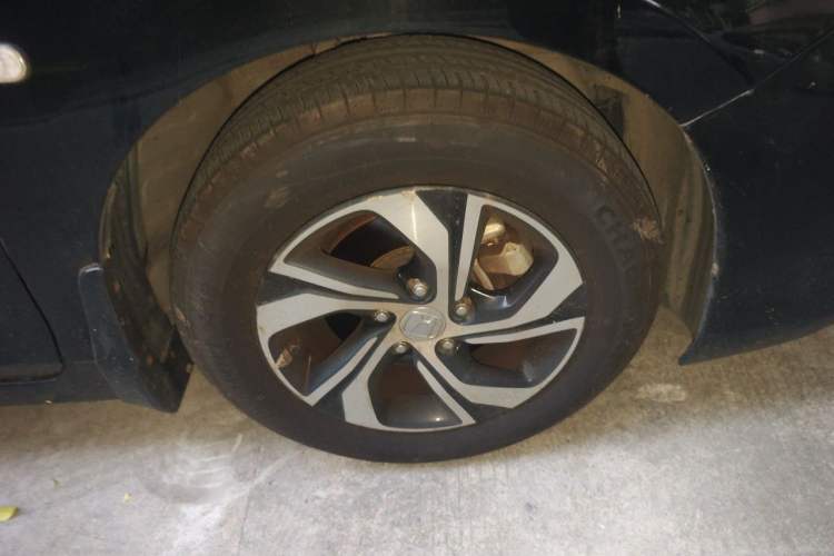 Used Honda Accord 2016 2.0L Comfort Edition Right Front Wheel Hub