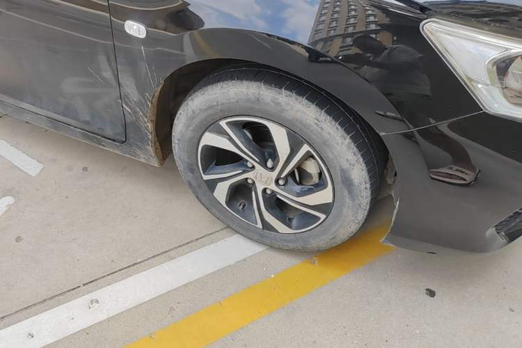 Used Honda Accord 2016 2.0L Comfort Edition Right Front Wheel Hub