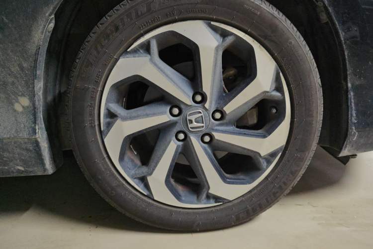 Used Honda Accord 2016 2.4L Prestige Edition Right Front Wheel Hub