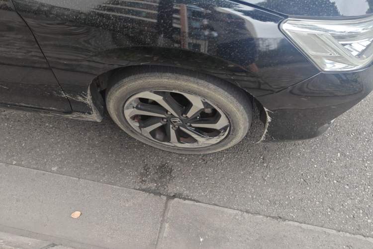 Used Honda Accord 2016 2.4L Zhi Rui Edition Right Front Wheel Hub