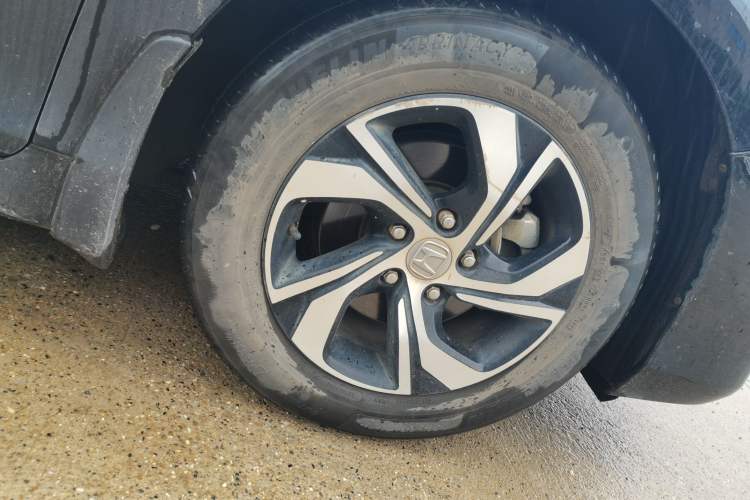 Used Honda Accord 2016 2.0L Comfort Edition Right Front Wheel Hub
