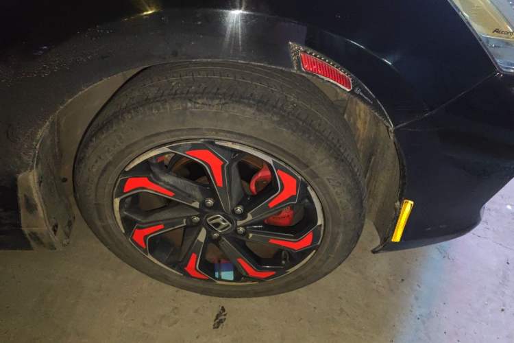 Used Honda Accord 2016 2.4L Luxury Edition Right Front Wheel Hub