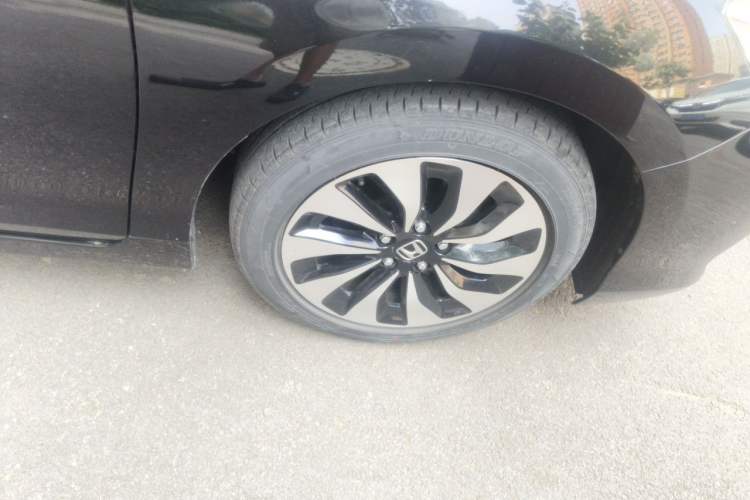 Used Honda Accord 2016 Hybrid 2.0L Sharp Edition Right Front Wheel Hub