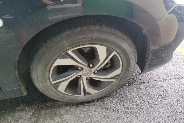 Used Honda Accord 2016 2.0L Comfort Edition Right Front Wheel Hub