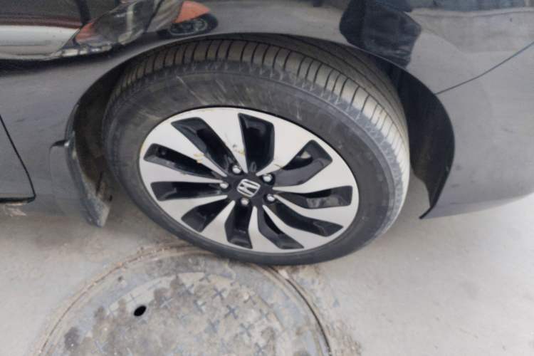 Used Honda Accord 2016 Hybrid 2.0L Sharp Edition Right Front Wheel Hub