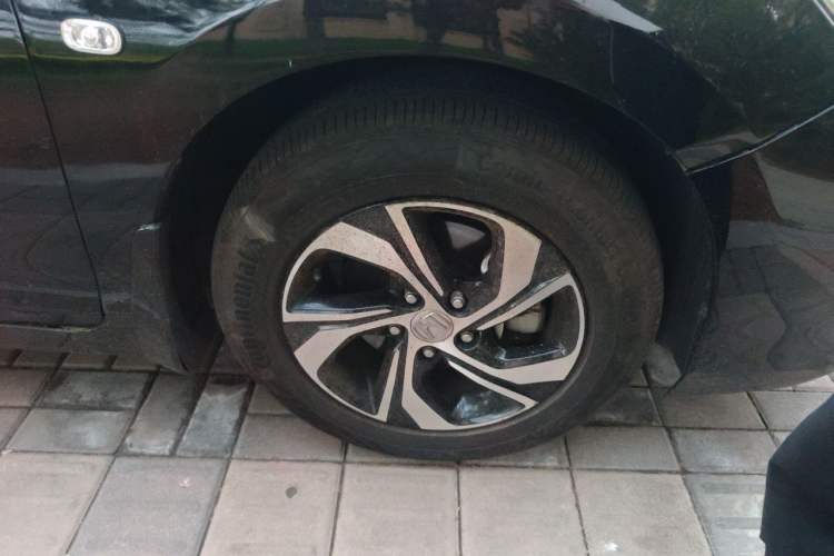 Used Honda Accord 2016 2.0L Comfort Edition Right Front Wheel Hub