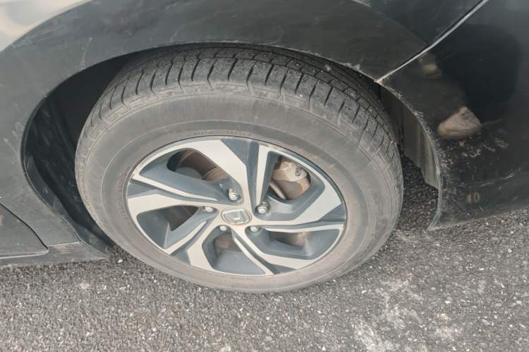 Used Honda Accord 2016 2.0L Comfort Edition Right Front Wheel Hub